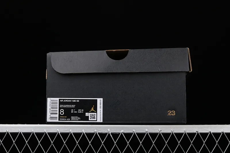 All categories Air Jordan Jordan series basketball shoes Air Jordan 1 Mid G version pure original Air Jordan 1 Mid AJ1 Joe 1 patent leather white and blue two-dimensional small lightning Chinese basketball shoes DD6834-402